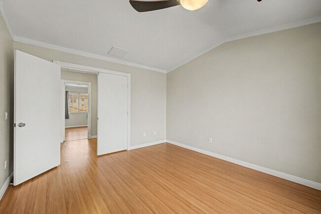 Building Photo - 7928 Hornbeam Ct