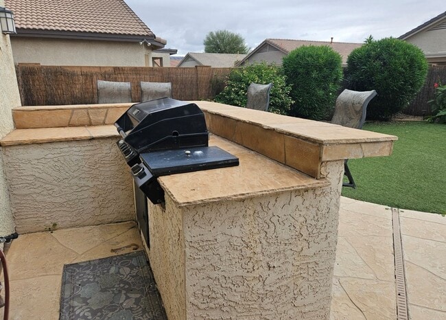 Building Photo - Incredible home in Bell West subdivision in Surprise