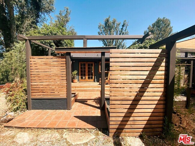 Building Photo - 20485 Callon Dr
