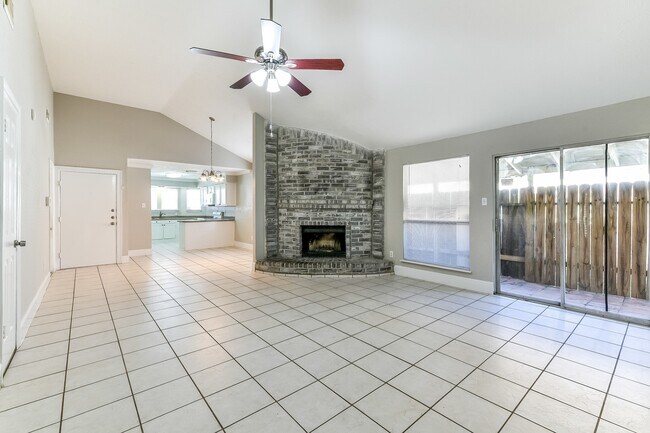 Building Photo - 3823 Ebury Dr
