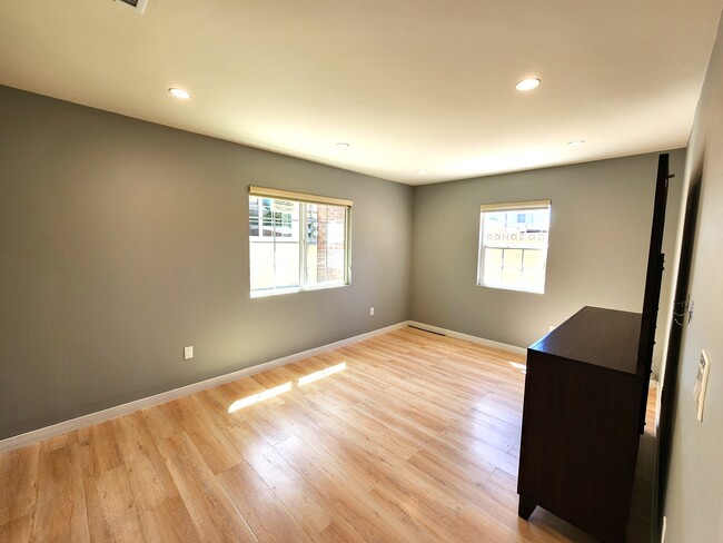 ADU - 13863 Burton St