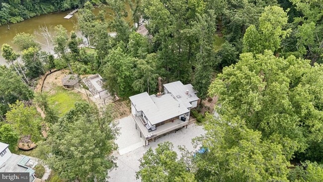 Building Photo - 1816 Woods Rd