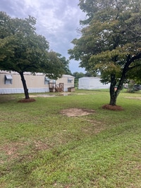 Building Photo - 1805 Gilbert Dr