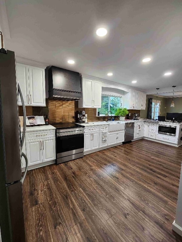 Building Photo - 4008 Rock Mill Dr