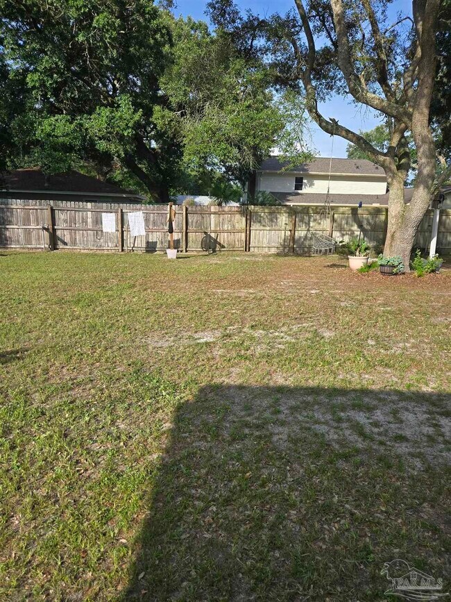 Building Photo - 8196 Sedgefield Dr