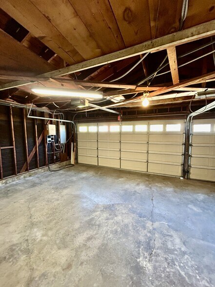 Building Photo - 22525 Flamingo St