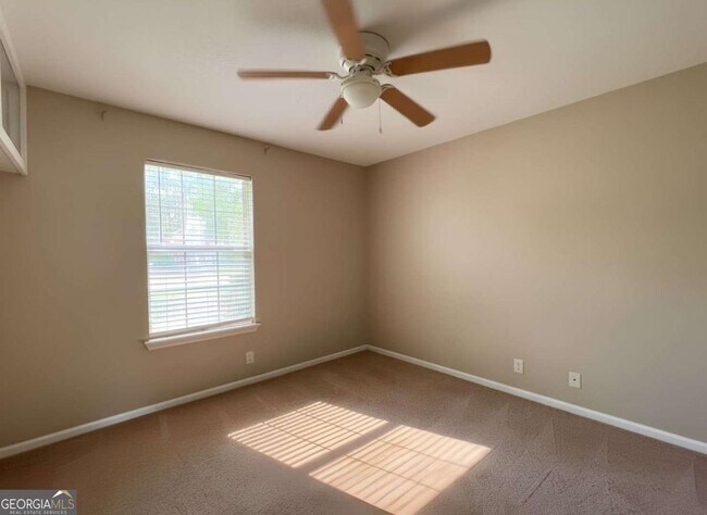 Building Photo - 108 Crestwood Ct