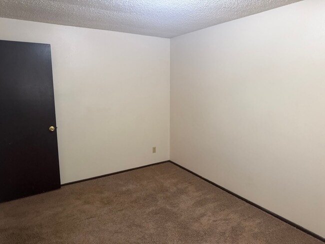 Building Photo - Springfield House