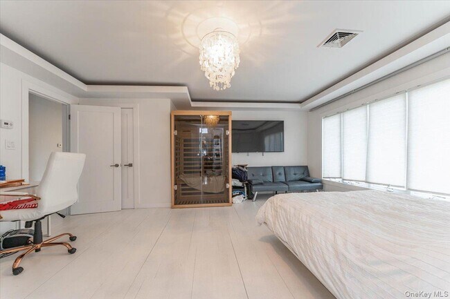 Building Photo - 536 Oxford Rd