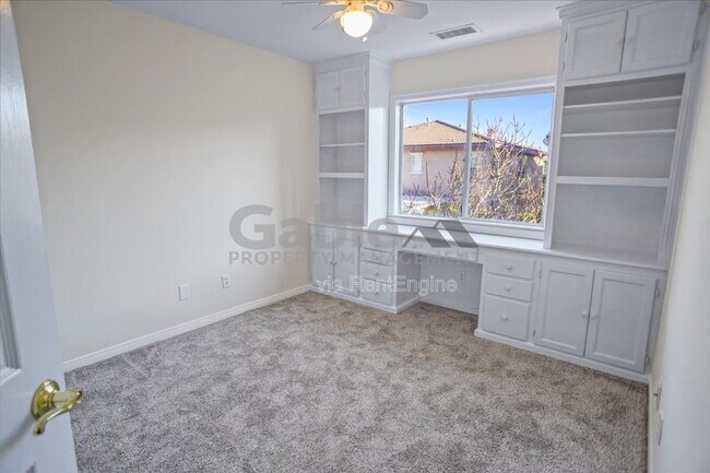Building Photo - 24322 Alyssum Pl