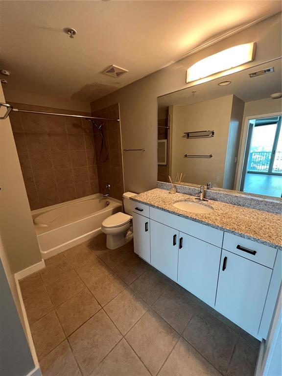 Building Photo - 777 N Ashley Dr