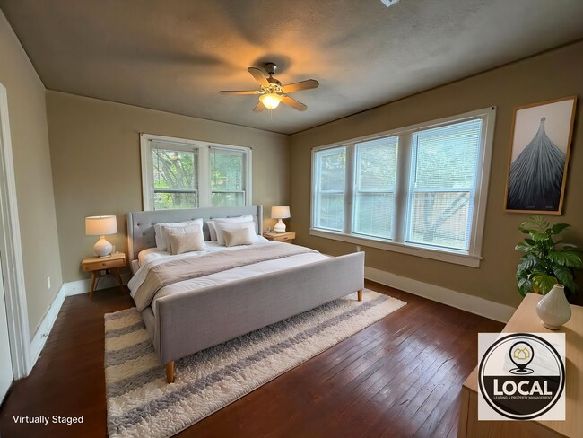 Building Photo - Charming Highland Park Home