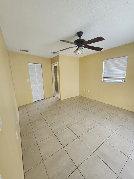 Master Bedroom - 3089 Kingston St