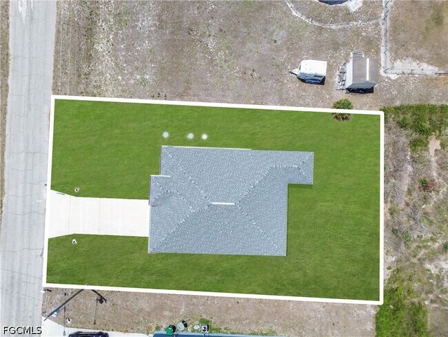 Building Photo - 1064 Calumet Cir