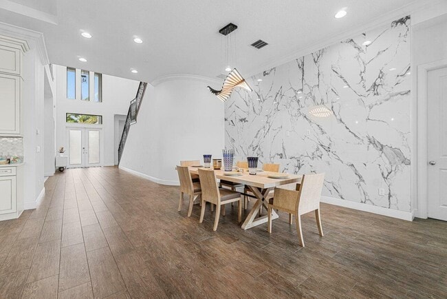 Building Photo - 13026 Artisan Cir