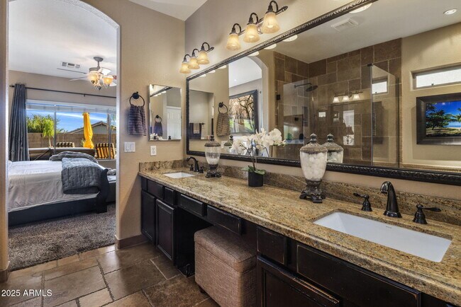 Building Photo - 9053 E Hobart St