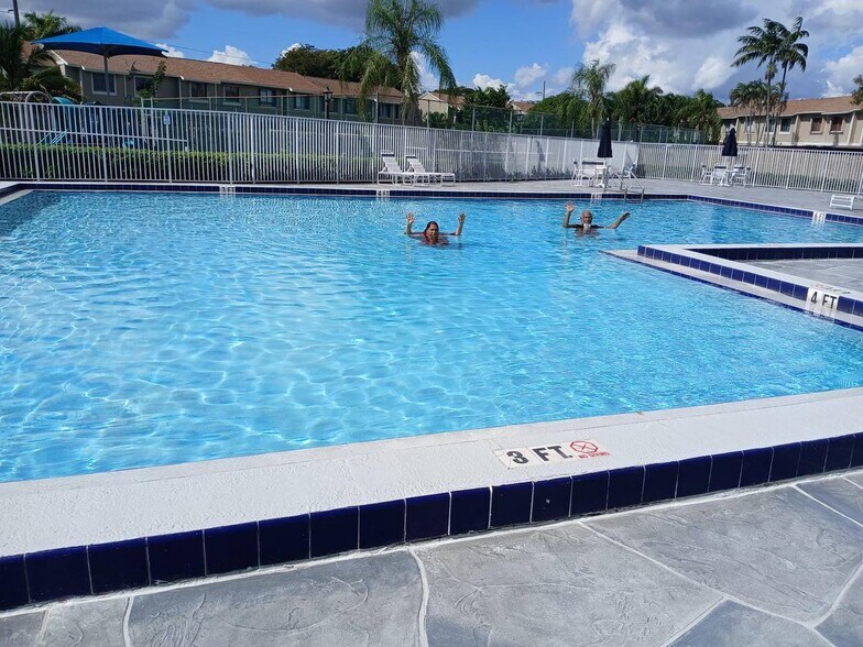 Building Photo - 11174 NW 36th St