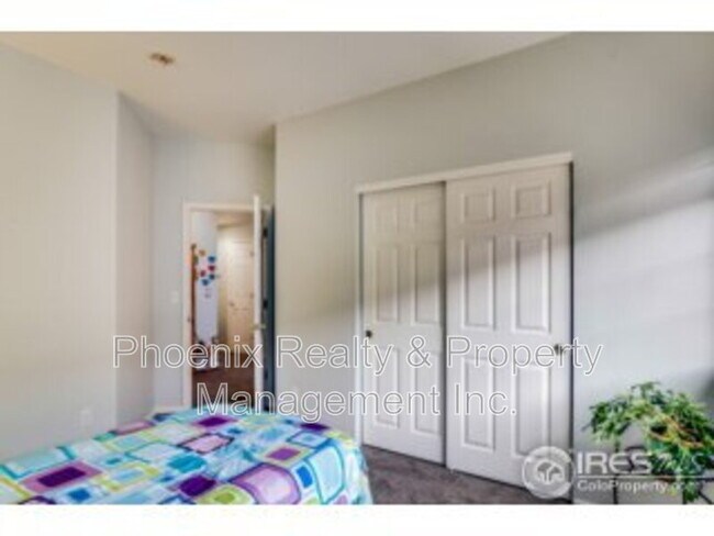 Building Photo - 1703 Whitehall Dr