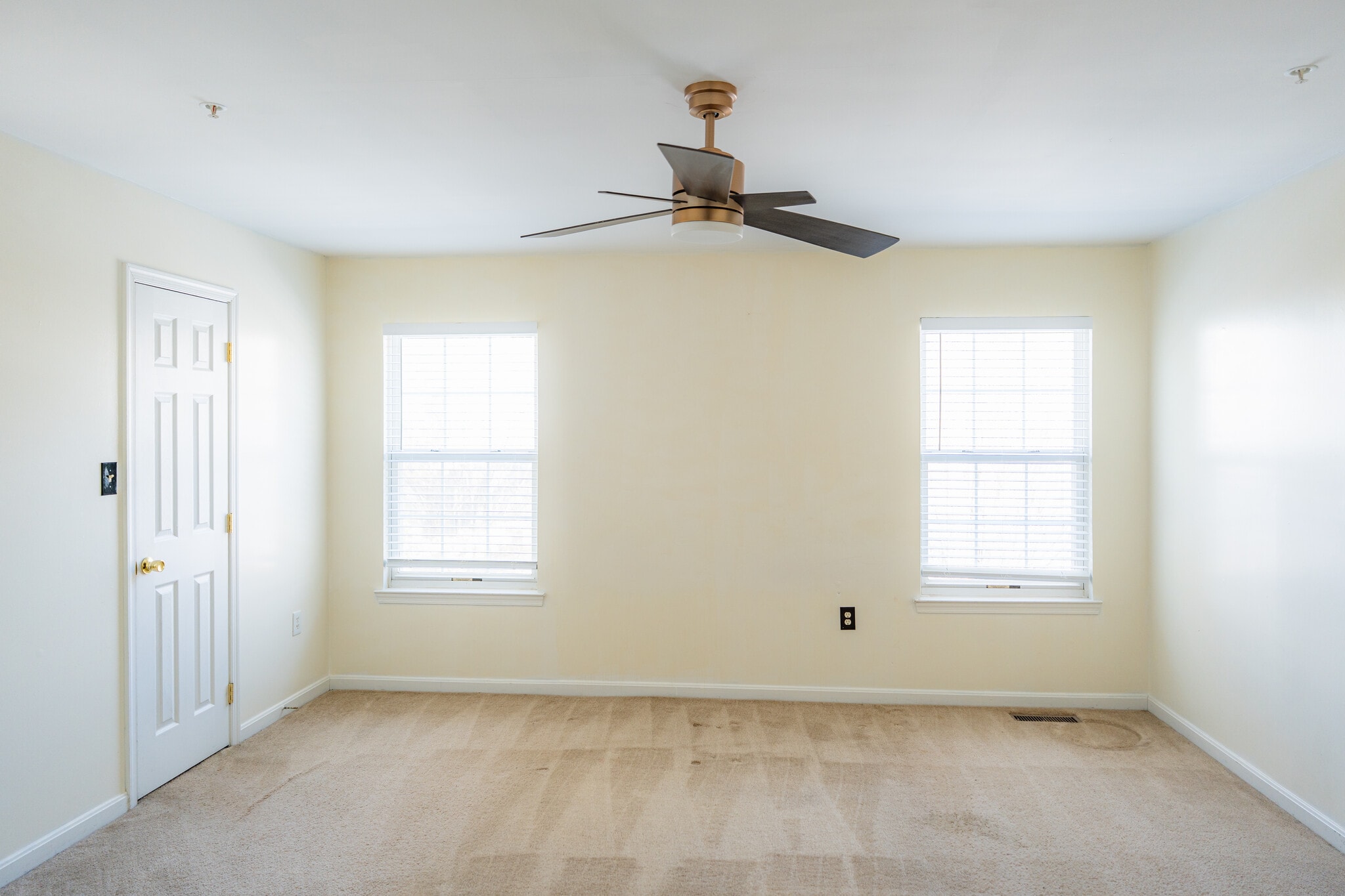 Building Photo - 1111 Merganser Ct