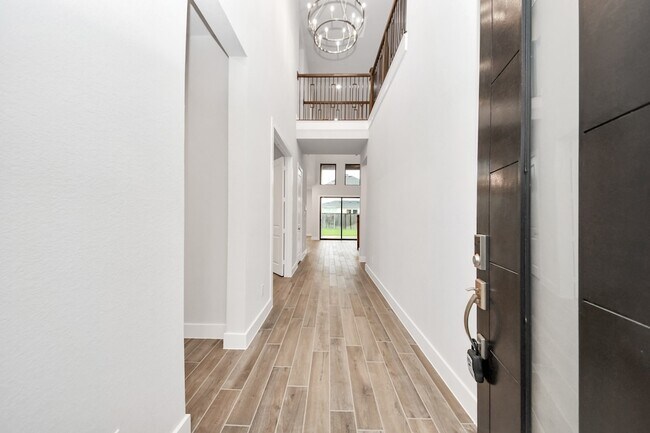 Building Photo - 26907 Southwick Vly Ln