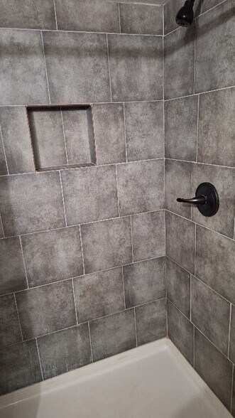 Building Photo - 13005 E Elk Pl