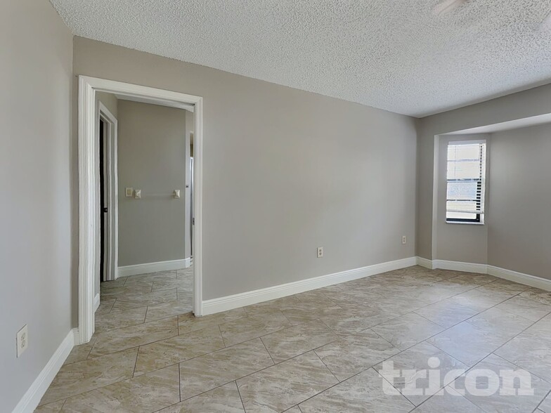 Building Photo - 488 Northview St