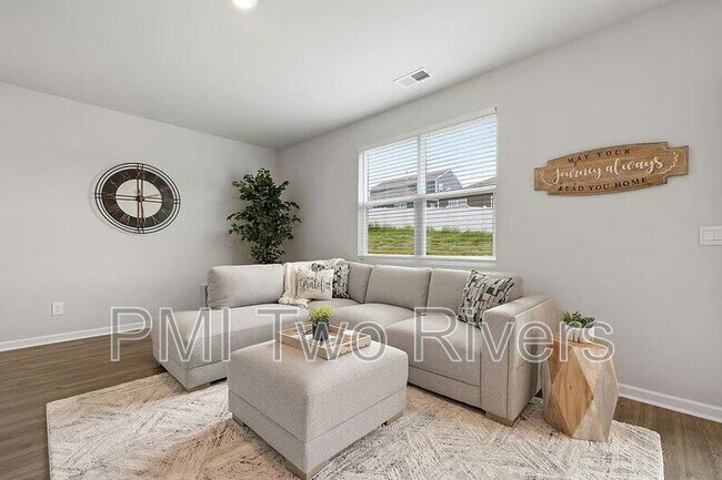 Building Photo - 5027 Benelli Dr