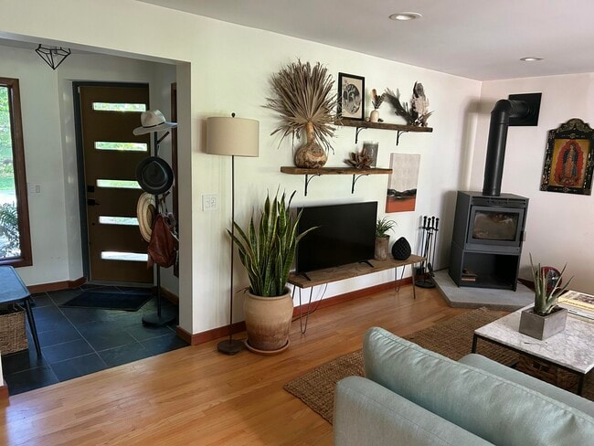 Building Photo - 956 Pratt Ridge Ct