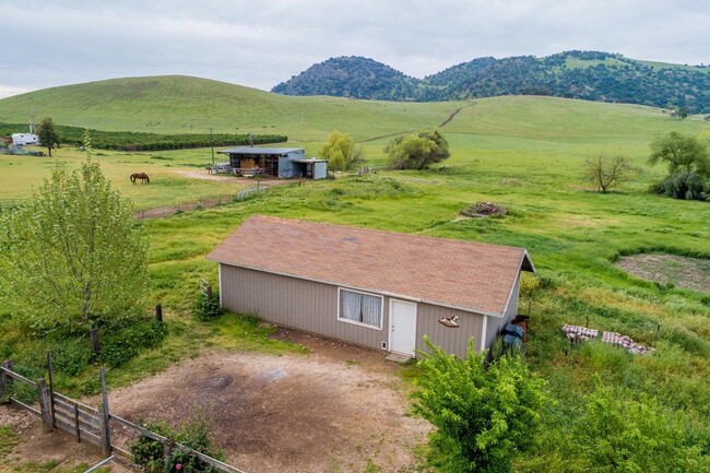 Building Photo - Home on Acreage (horses OK)  for Lease