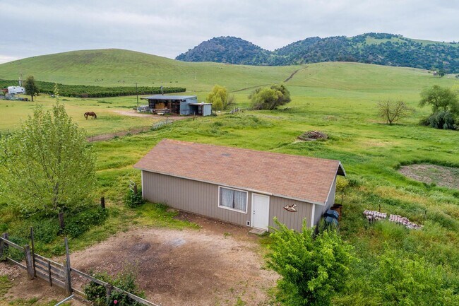 Building Photo - Peaceful Country Casita in the Foothills – 1 Bed / 1 Bath