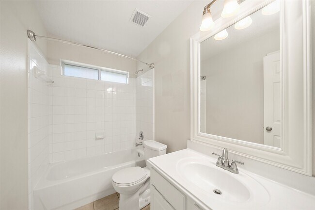 Building Photo - 22 Heron Hollow Ct