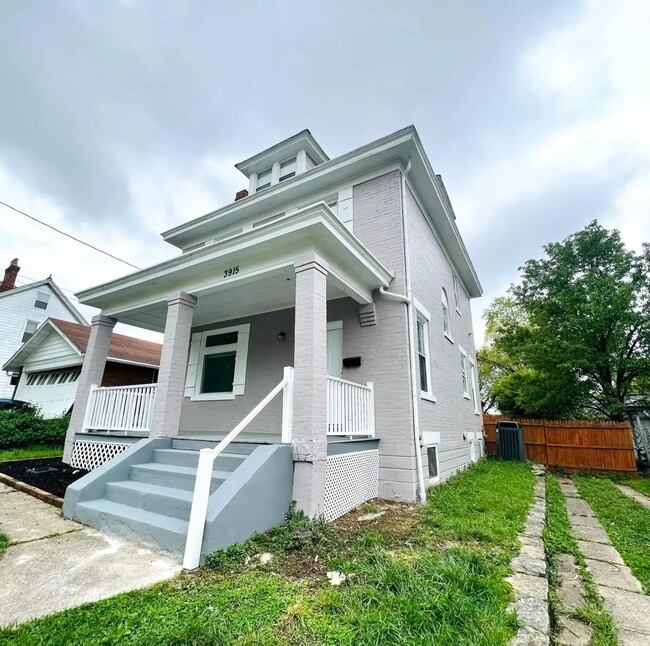 Building Photo - 4256 Arcadia Blvd