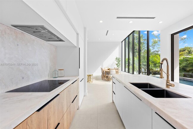 Building Photo - 66 NW 50th St