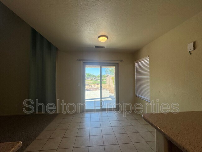 Building Photo - 25184 W Cranston Ln