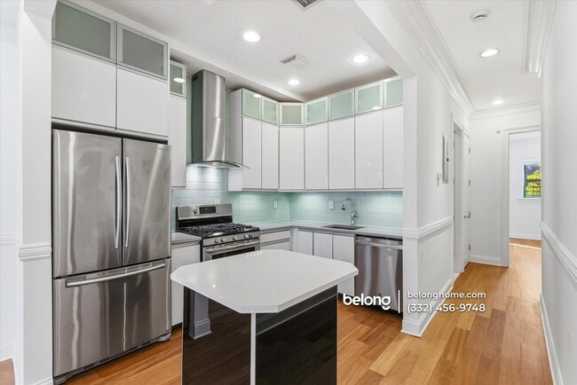 Building Photo - 312 W 138th St