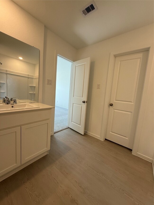 Building Photo - 14896 N Ascot Bnd Cir