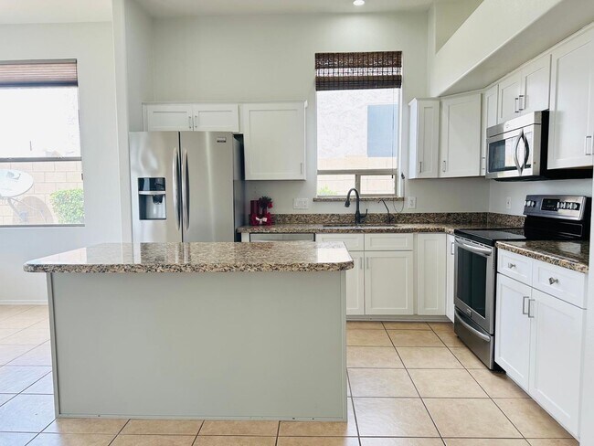 Building Photo - 21546 N 72nd Way