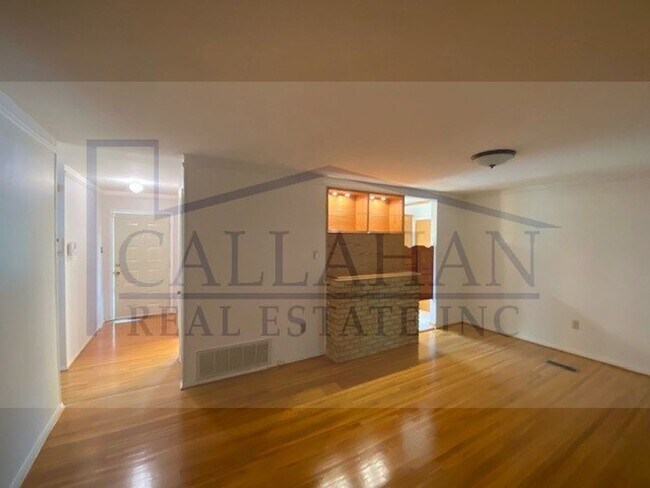 Building Photo - NLR 3 Bedroom Home