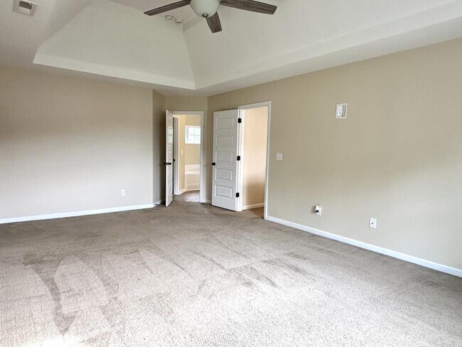 Building Photo - 1205 Peppermint Ct