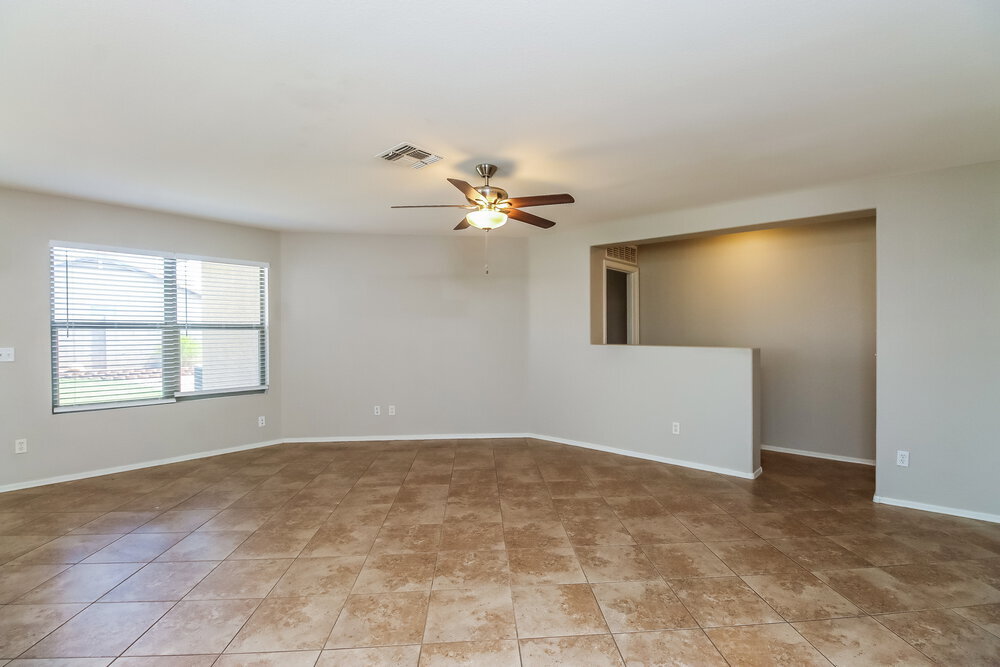 Building Photo - 8528 E Desert Ln