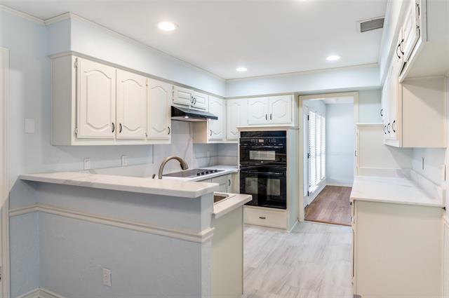 Building Photo - 4223 Lawngate Dr