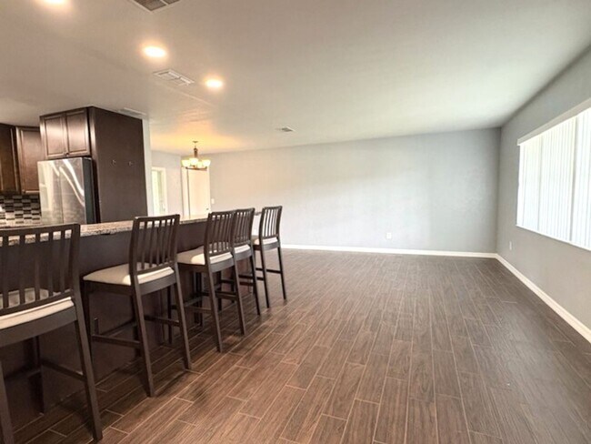 Building Photo - Beautiful 3 Bedroom Port Orange Home!