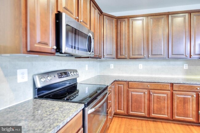 Building Photo - 6300 Santo Place