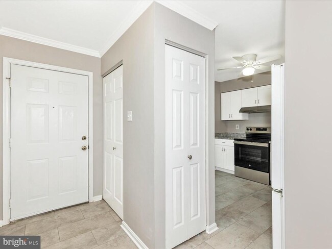 Building Photo - 430 Spalding Ct