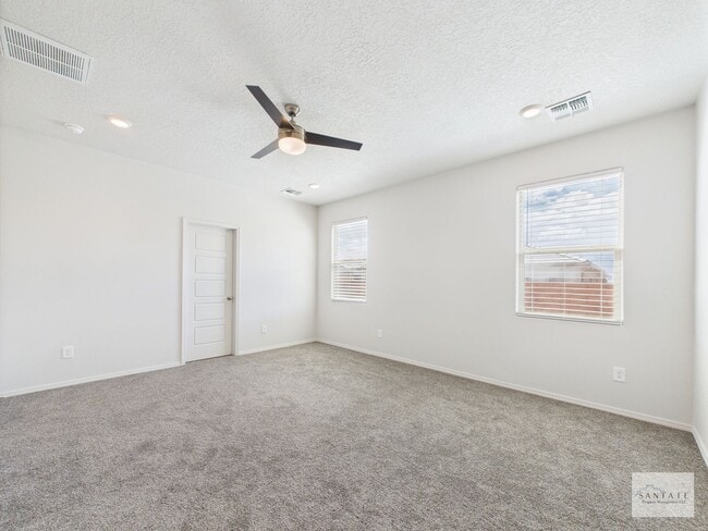 Building Photo - Brand New DR Horton Home Available Now