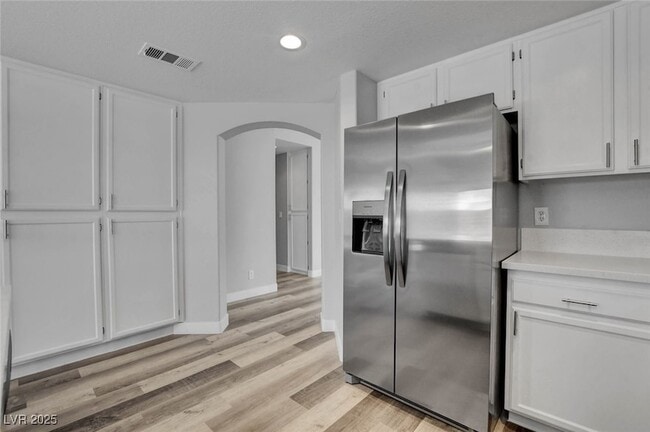 Building Photo - 4528 Rodman Dr