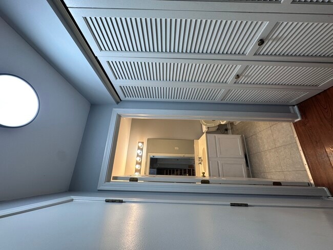 Building Photo - 22248 W Niagara Trail