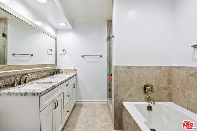 Building Photo - 4445 Cartwright Ave