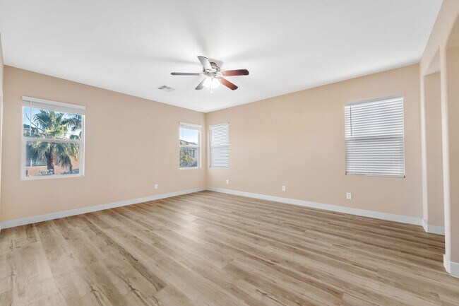 Building Photo - 9721 Sienna Valley Ave