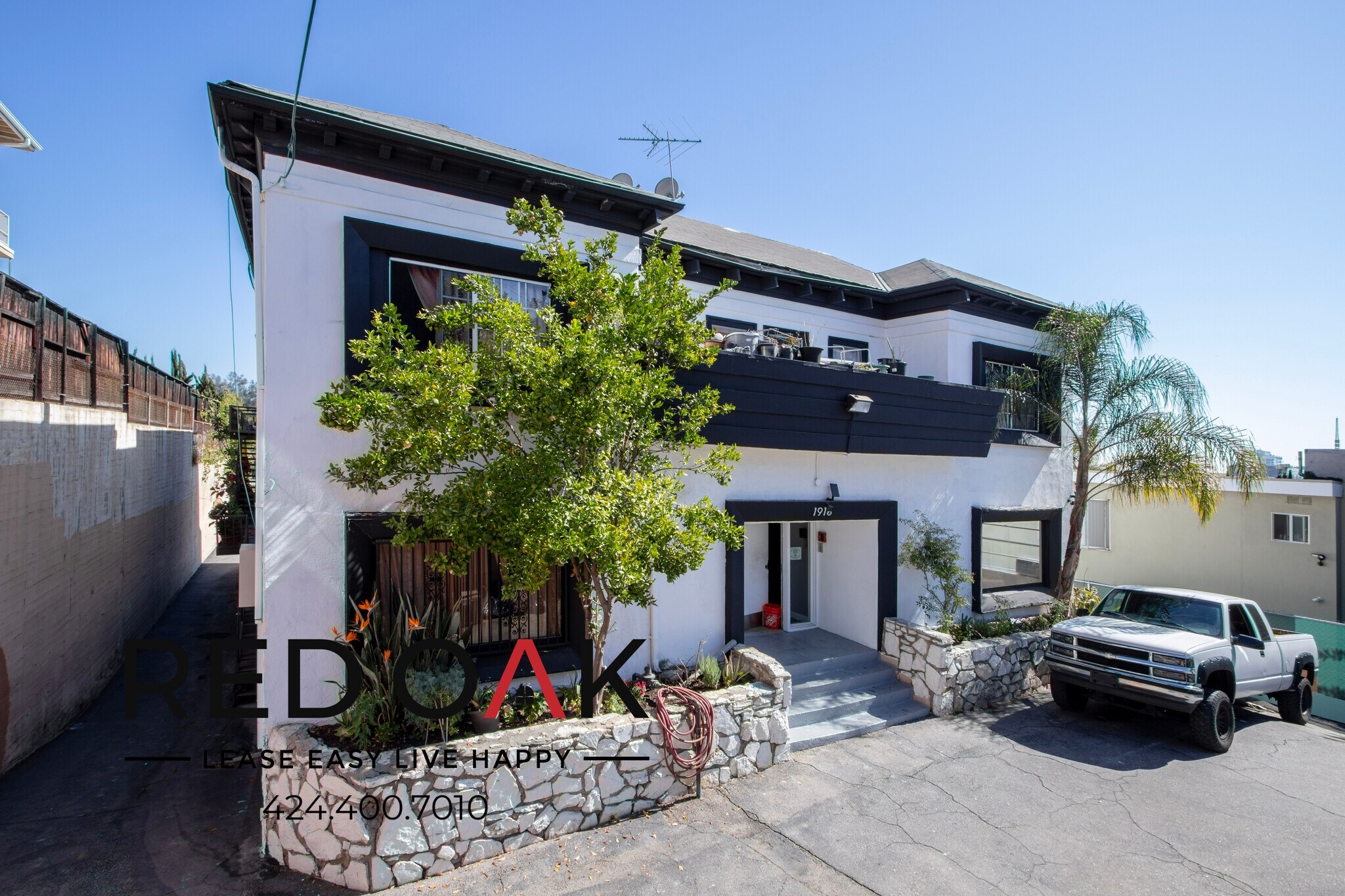 Building Photo - 1918 Grace Ave